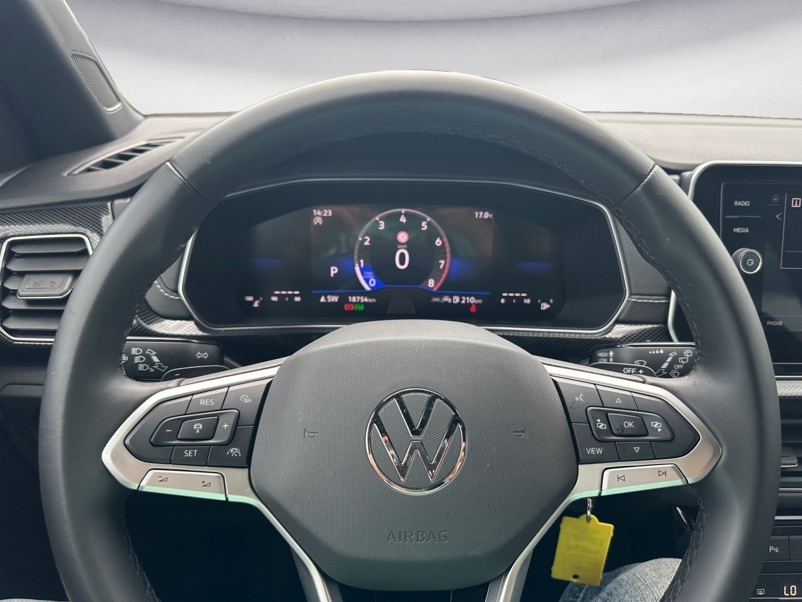 Volkswagen T-Cross - Bild 10