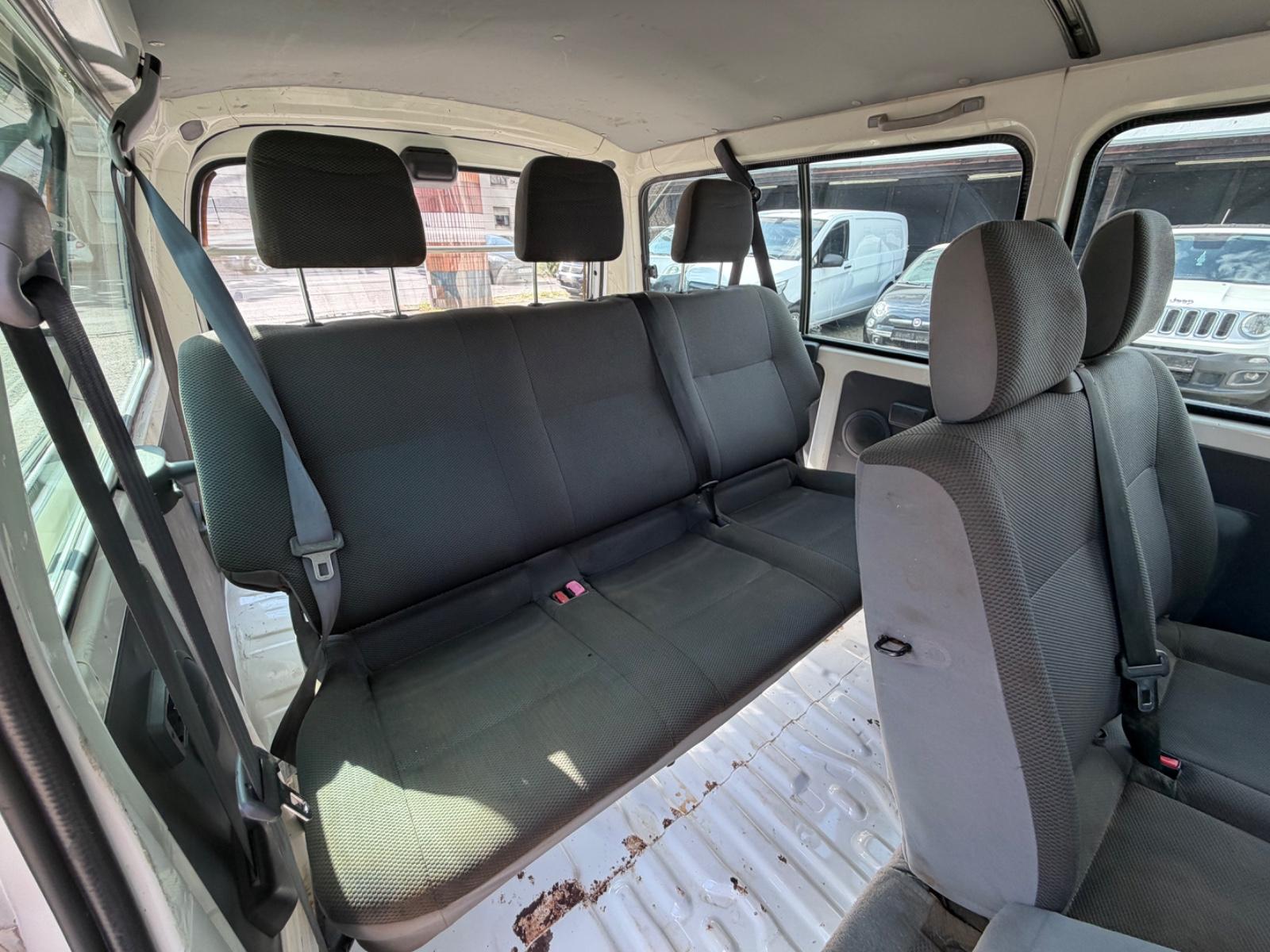 Toyota Hiace 2,5 LANG 8.Sitzer Klima AHK