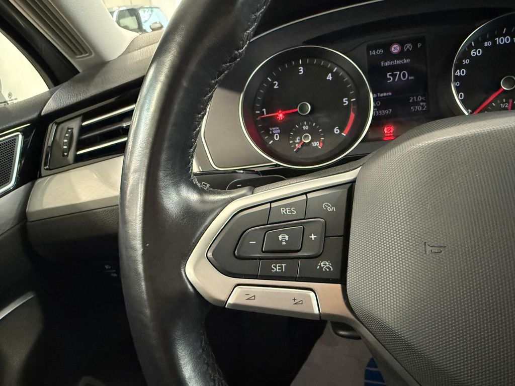 VW Passat Variant - Bild 27