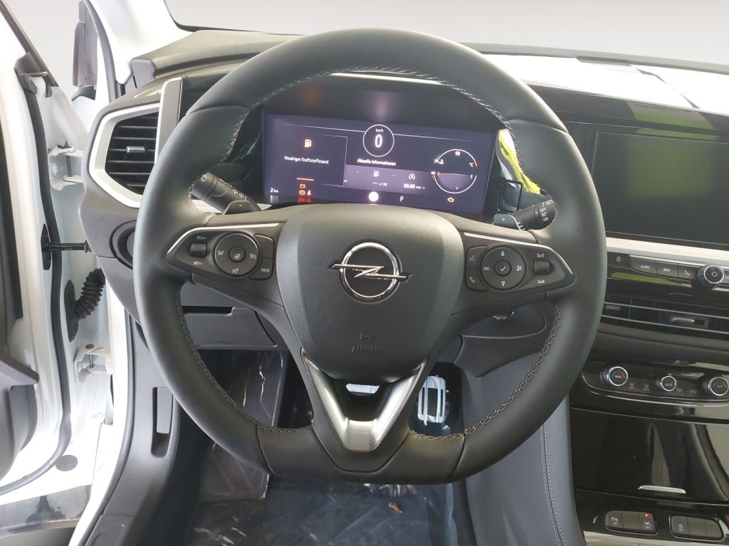 Fahrzeugabbildung Opel Grandland 1.2 DI Automatik Elegance