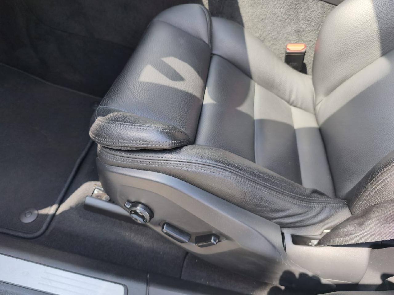 Fahrzeugabbildung Volvo XC60 Momentum Pro AWD