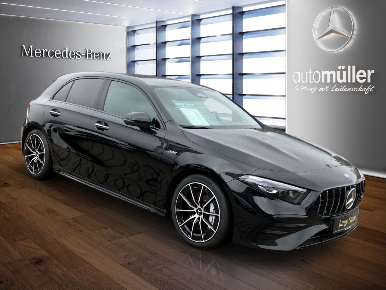 Fahrzeugabbildung Mercedes-Benz AMG A 35 4M NIGHT+MULTIBEAM+LENKRADHEIZ+KAMERA+