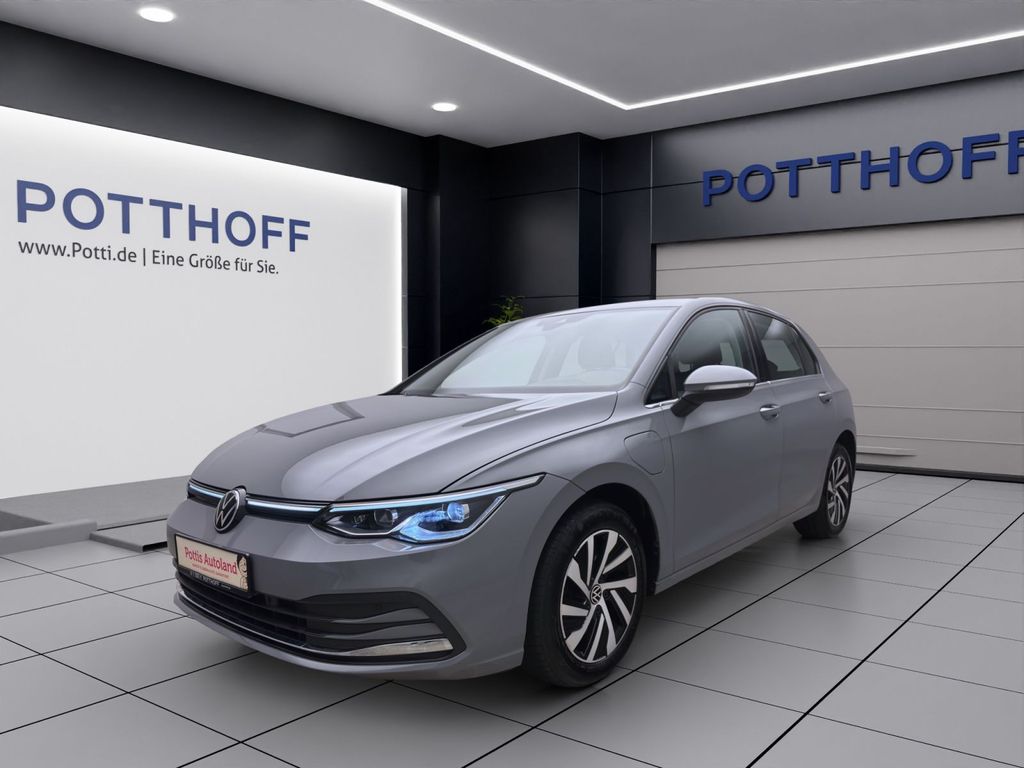 Golf 1.4 TSI eHybrid DSG STYLE NAVI PDC LED SITZ