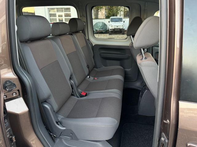 Caddy Maxi 1.6, Trendline, AHK, TÜV NEU Bild 10