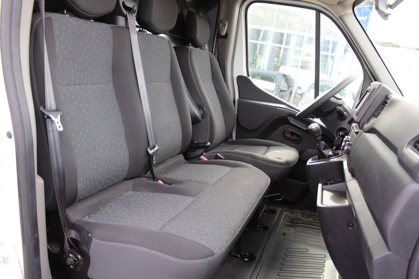 Fahrzeugabbildung Opel Movano B L2H2 3,3t AC/PDC/KAMERA/LED/TEMPOMAT