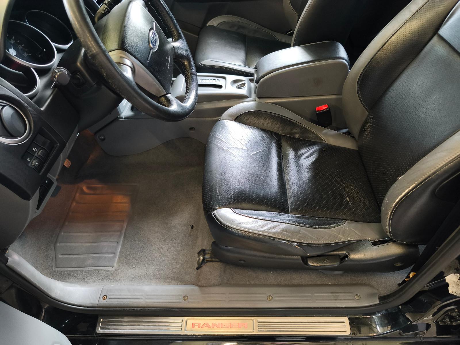 Ford Ranger XLT Limited Double Cabine 3.0 TDCi 4x4 | 156 ch | BVA | Cuir | Sièges chauffants | Attelage | Bac de benne