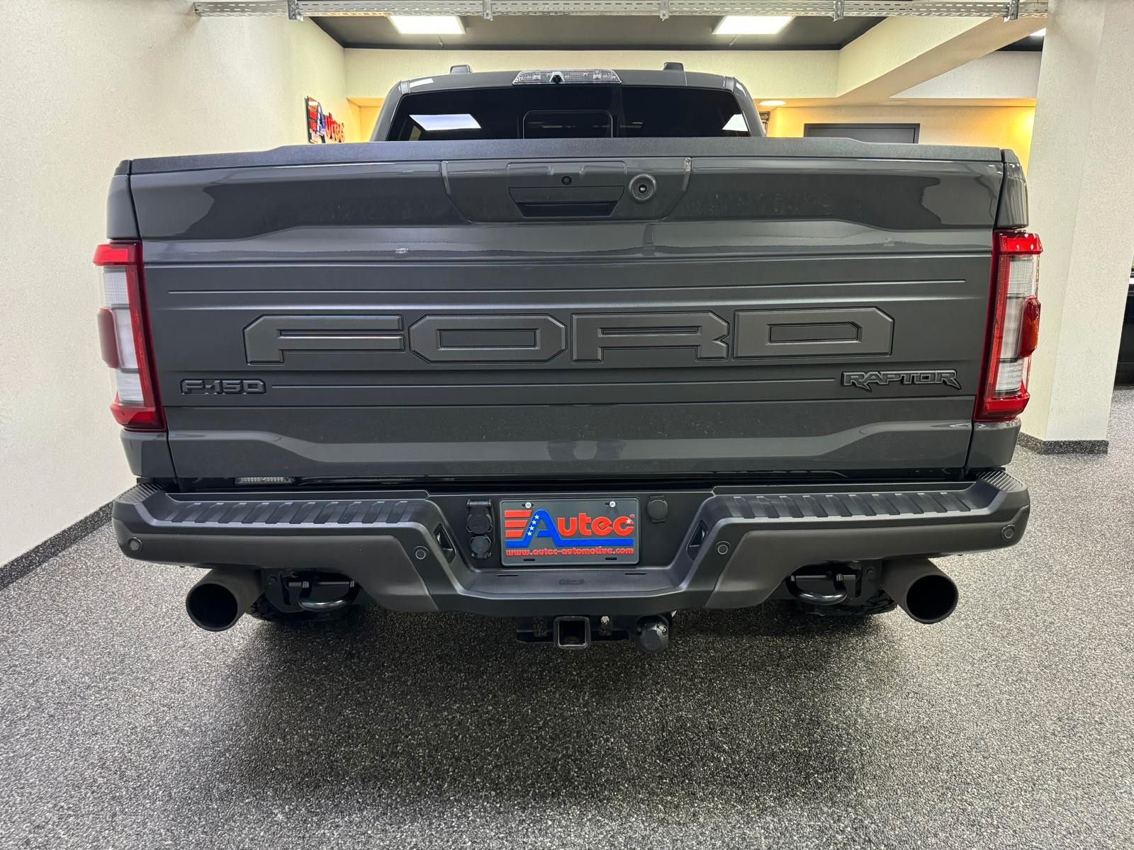 Fahrzeugabbildung Ford RAPTOR SVT SUPERCREW-ACC-NAVI-360-BEAD LOCK-1.HD