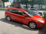 Ford Focus 1,6 Ti-VCT 92kW  - Ford Focus: Orange