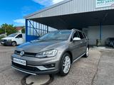 Volkswagen Golf VII Alltrack Variant 4Motion /NAVI/Massage - Volkswagen Golf mit Diesel-Antrieb: Kombi, Motion