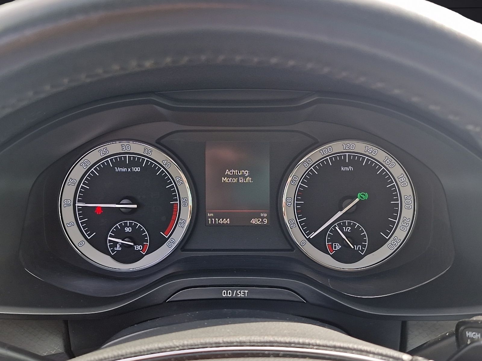Fahrzeugabbildung SKODA Kodiaq TDI Clever 4x4 LED Navi ACC STHZ 4xSHZ