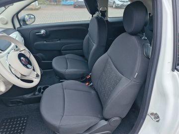 Fiat 500 Cabrio Verdeck rot