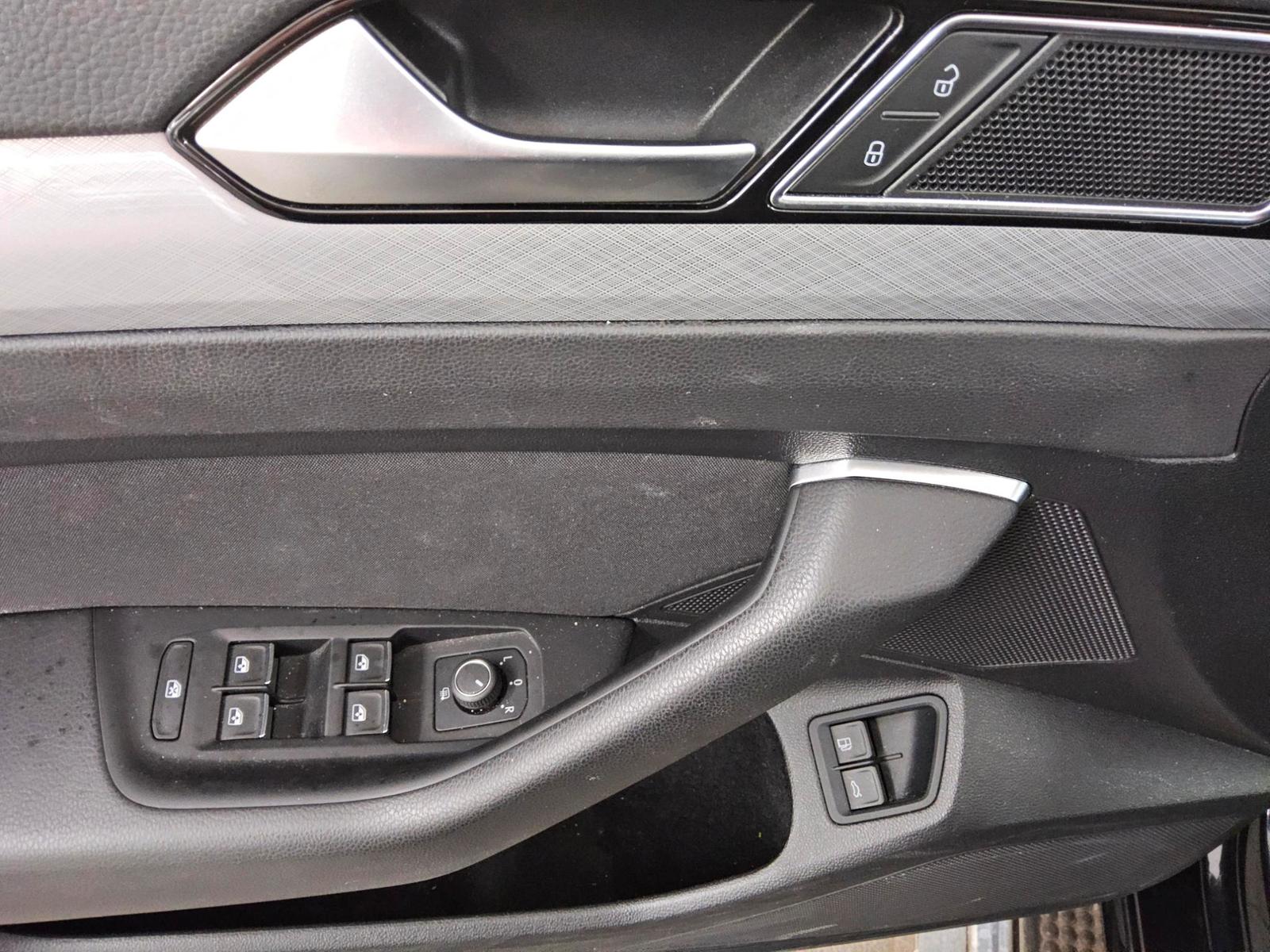 Volkswagen Passat Variant GTE 1.4 TSI Navi LED DC RFK