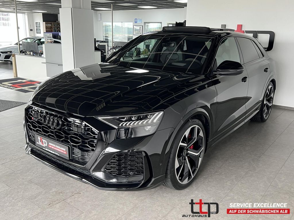 Audi RSQ8