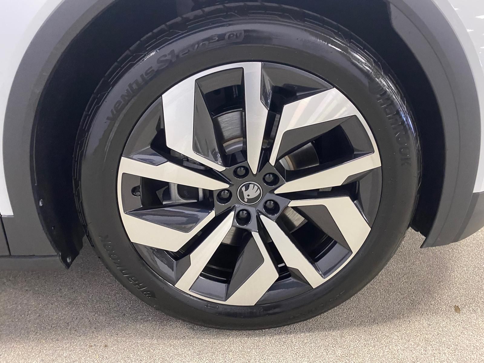 Fahrzeugabbildung SKODA Elroq 60 Sportline+ACC+Kamera+NAVI+4xSITZHEIZUNG