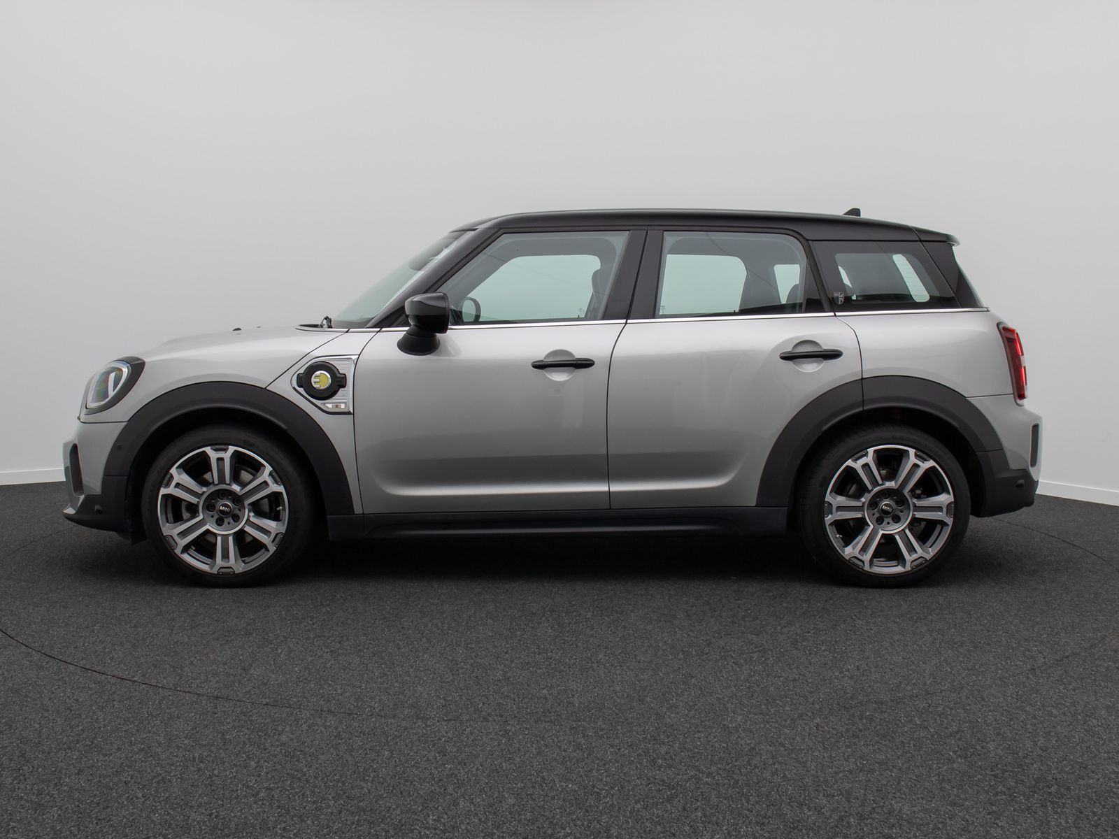 Fahrzeugabbildung MINI Countryman SE (Cooper)  ALL4 HUD Kamera H/K Voll