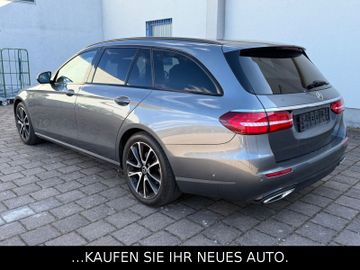 Mercedes E 220 - 10