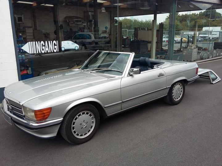 Mercedes-Benz SL R107 ABS/KLIMA/CRUISE/LEATHER/4 SEATS