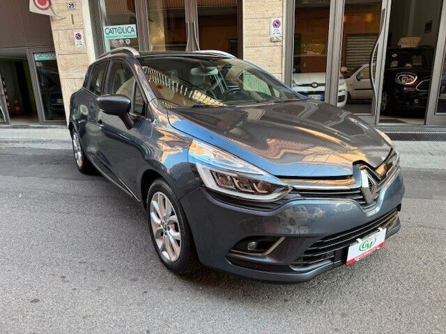 Image of Renault Clio