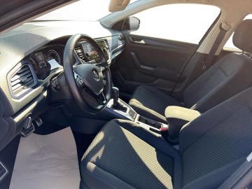 Volkswagen T-Roc - 9