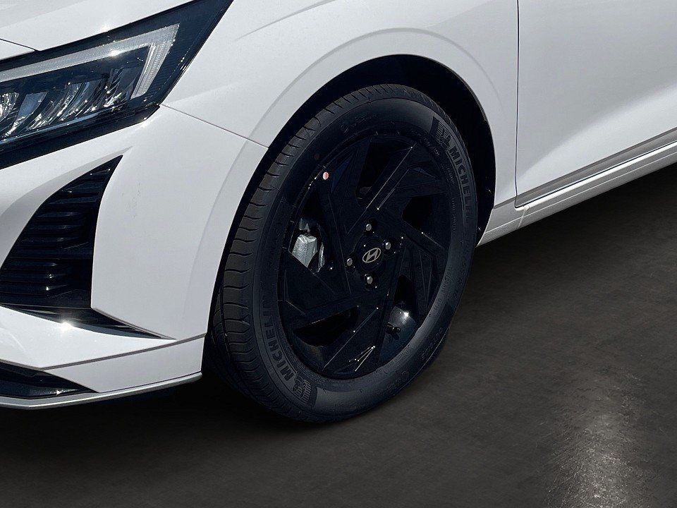 Fahrzeugabbildung Hyundai i20 1.0T 90PS Blackline