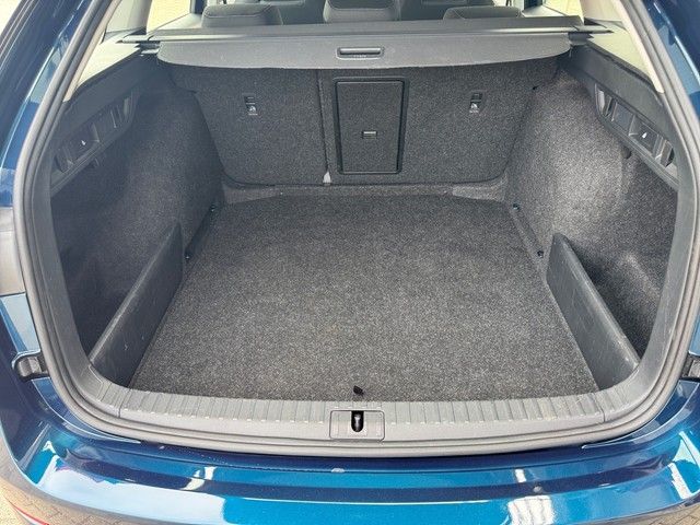 Fahrzeugabbildung SKODA Octavia Combi 1.0e-TEC DSG Style LED+ACC+NAVI+++