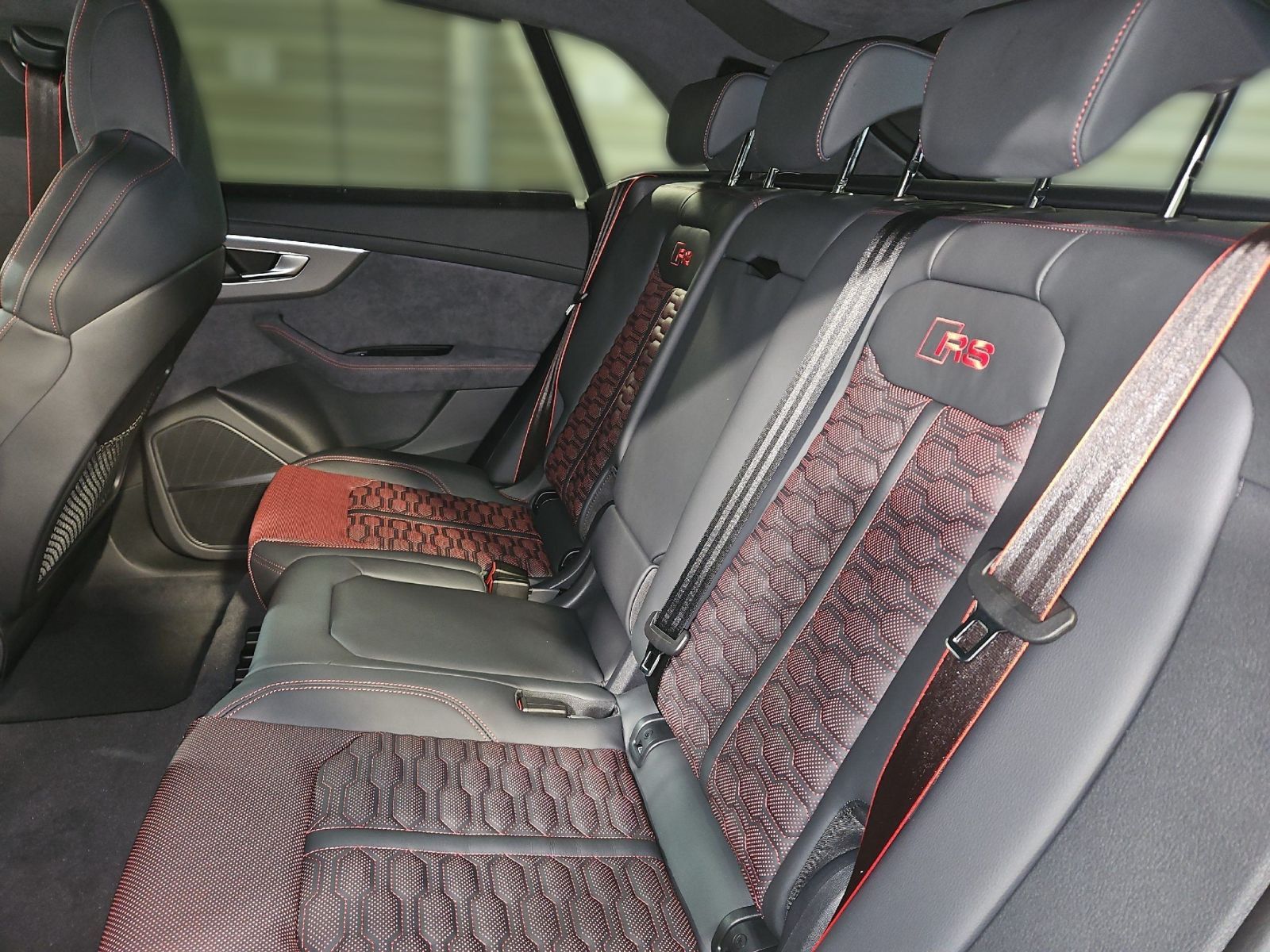 Audi RSQ8 - Bild 11