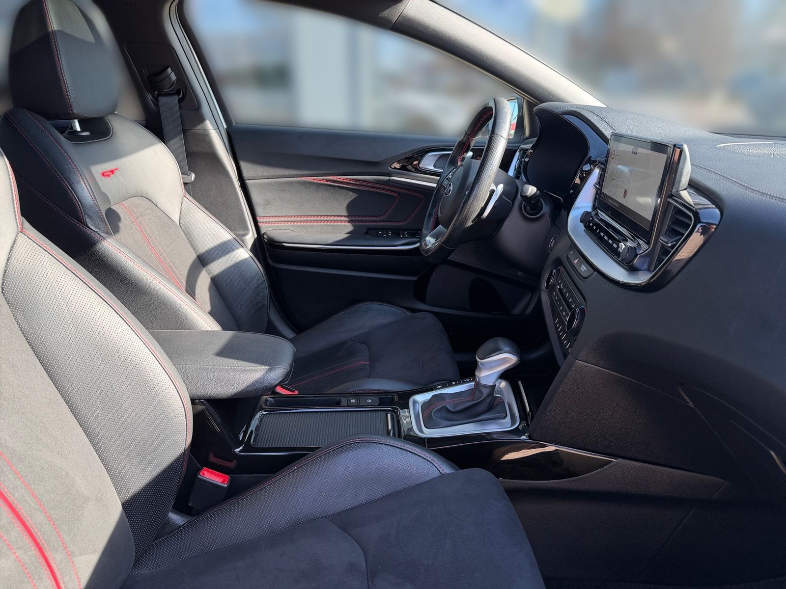 Fahrzeugabbildung Kia PROCEED 1.6T DCT7 GT NAV KOMF GD BASTUCK