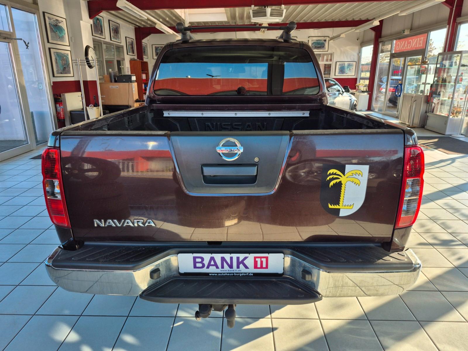 Nissan Navara Double Cab 3.0 dCi V6 231 ch BVA 4x4 / 121 000 km / Bose / Toit ouvrant / Cuir / Caméra de recul