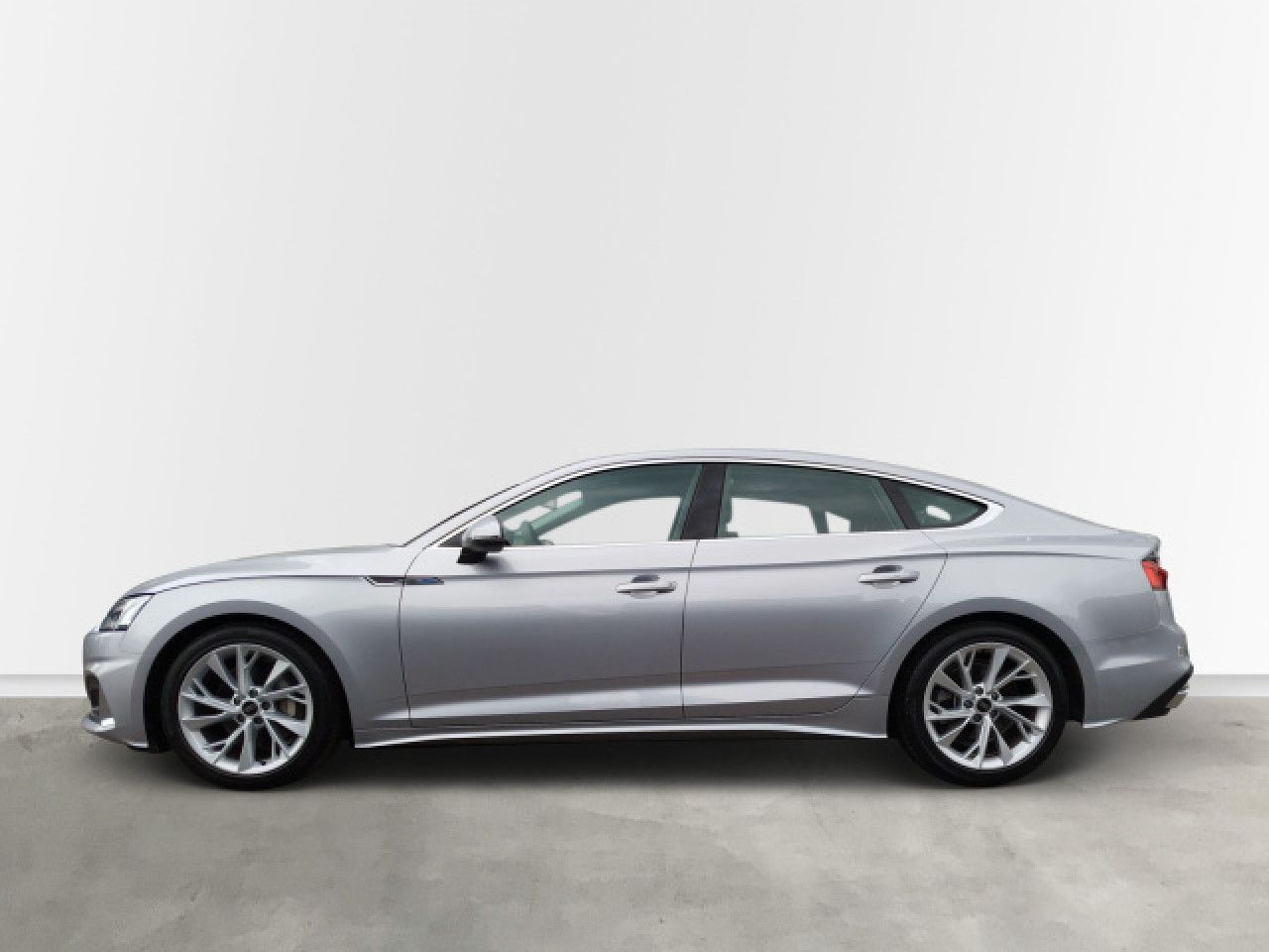 Fahrzeugabbildung Audi A5 Sportback Advanced 40 TFSI 150(204) kW(PS) S