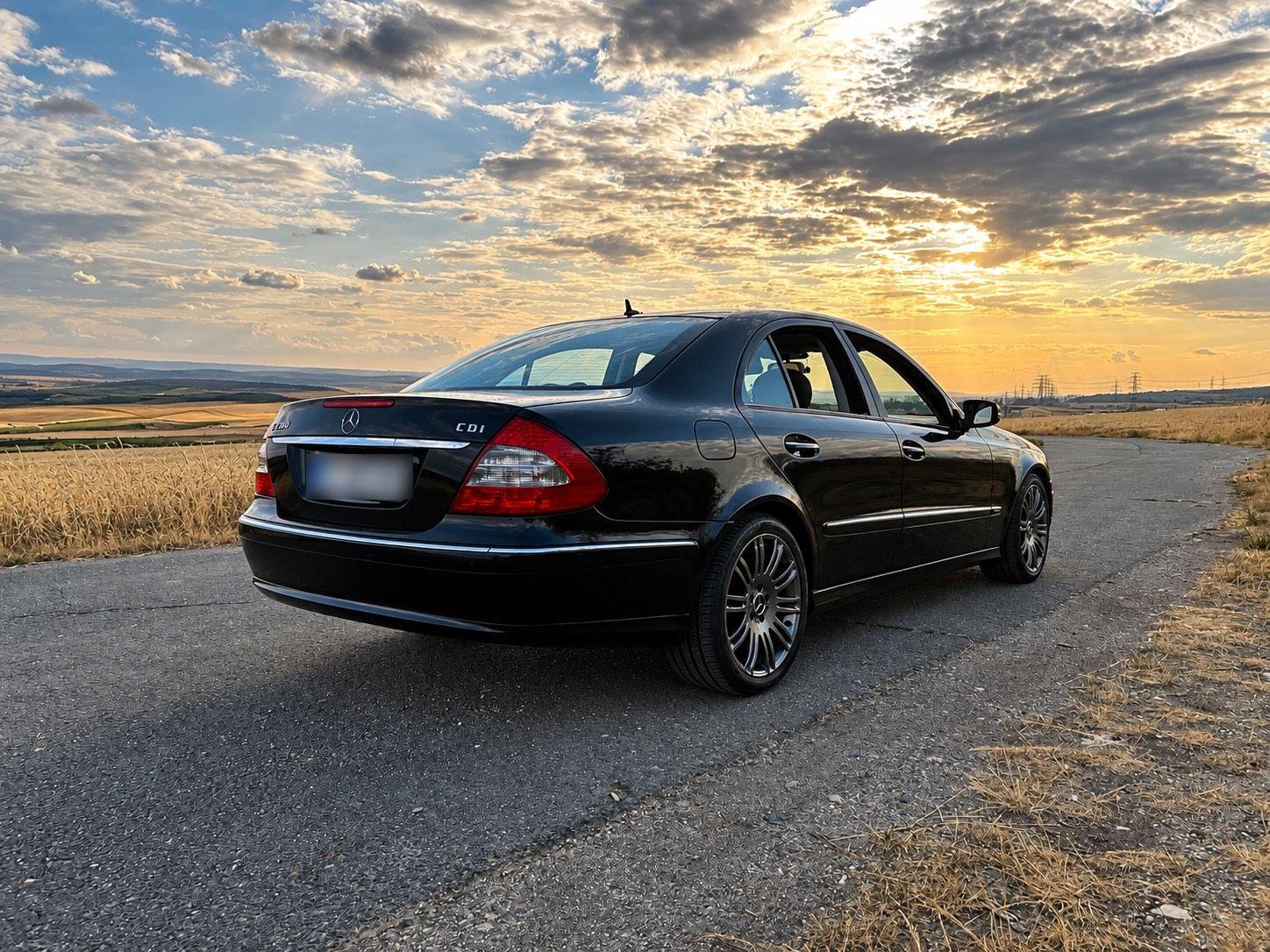 Mercedes-Benz E 200