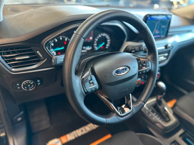 Ford Focus *1.HAND*19%*LED*LKHZ*SPORT*CARPLAY*TEMPO