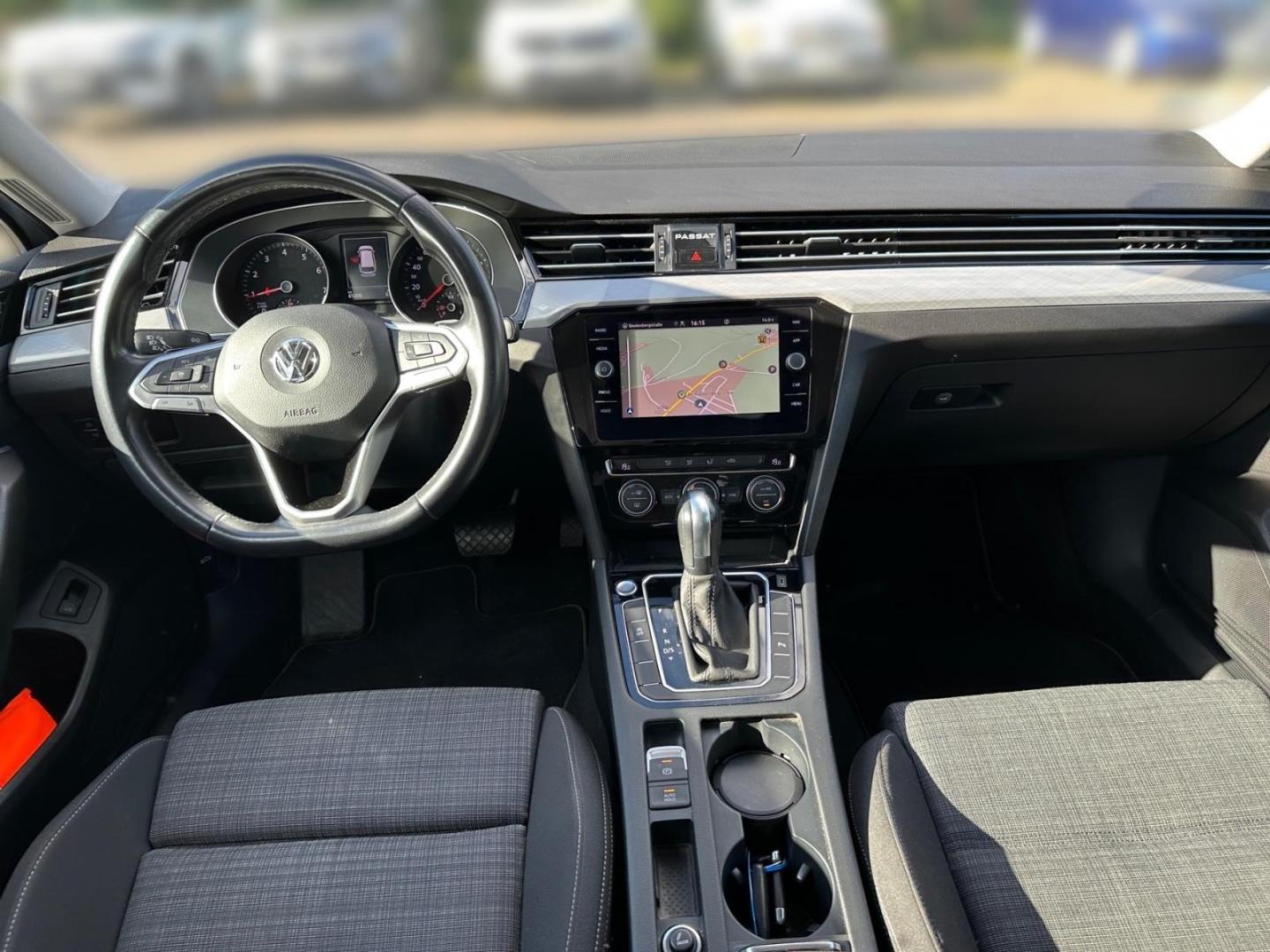 Volkswagen Passat Variant Business 1.5 TSI BMT Navi Bluetoo
