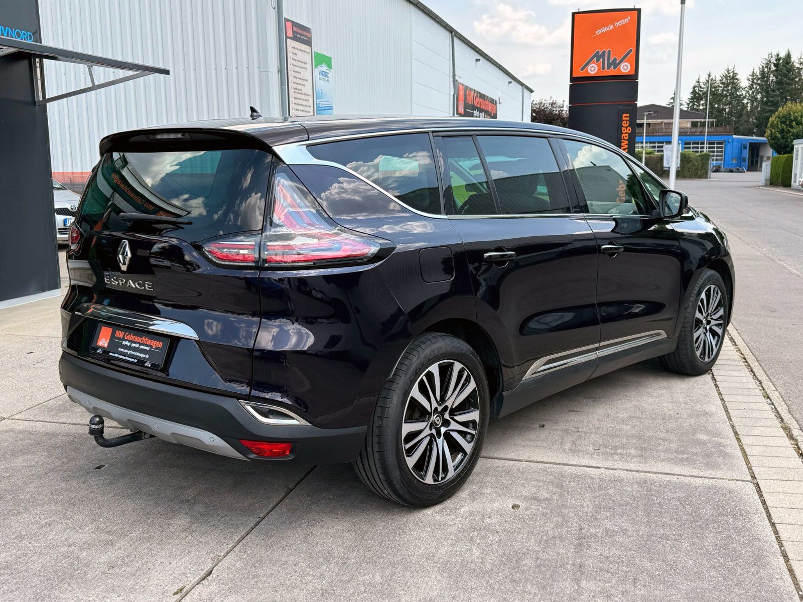Fahrzeugabbildung Renault Espace V Initiale Paris 2.0 dCi LED ACC KAM AHK