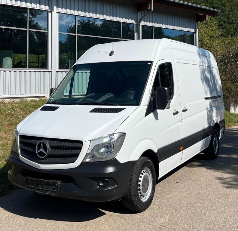 Image of Mercedes-Benz Sprinter