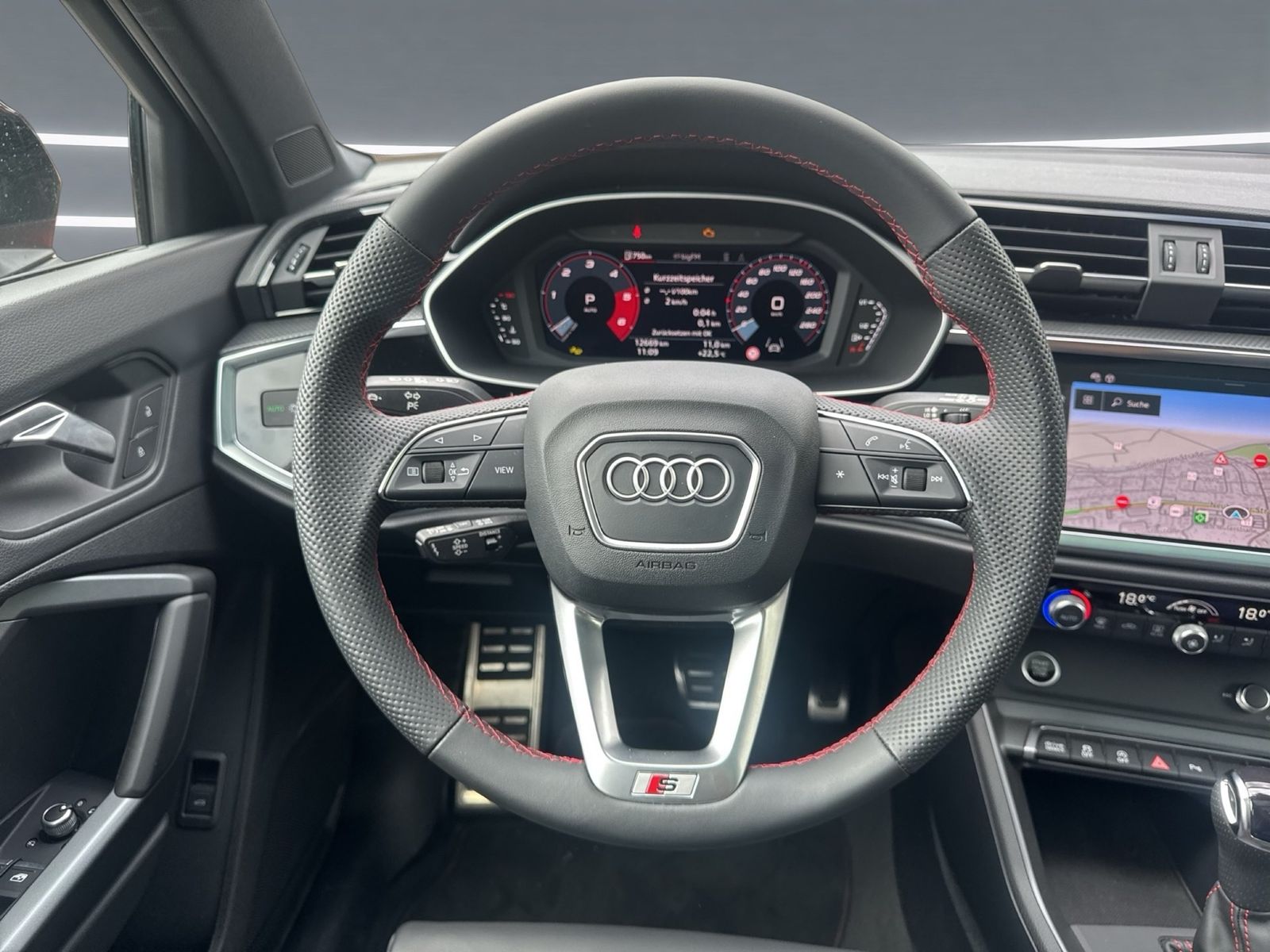 Audi Q3 - Bild 10