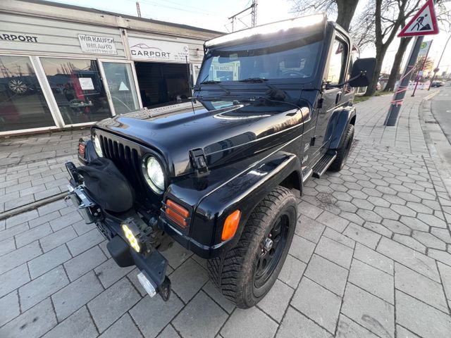 Jeep Wrangler  4.0 Allrad Autom.-Seilwinde-Benzin/Gas