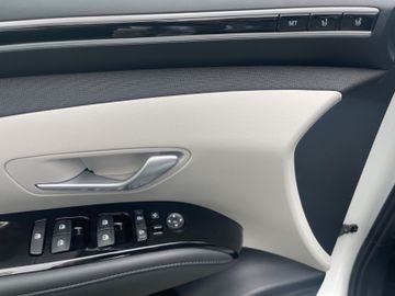 Fahrzeugabbildung Hyundai TUCSON HEV 1.6 T-GDi 2WD PRIME Leder Krell Navi