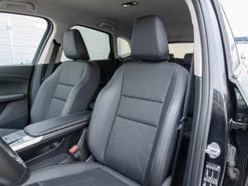 BMW 218 Active Tourer - 12