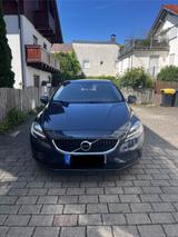 Volvo V40 D3 Momentum *Rückfahrkamera*neue... - Volvo V40 mit Diesel-Antrieb: Kleinwagen