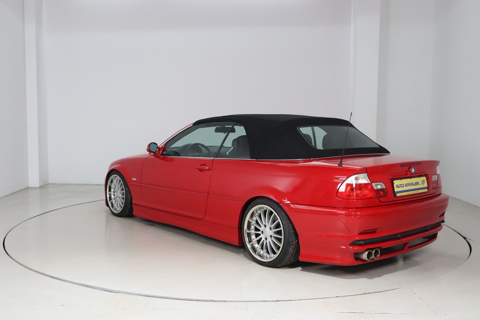 Fahrzeugabbildung BMW 323 Ci Cabrio Sitzhzg. * Leder * Klimaautom.