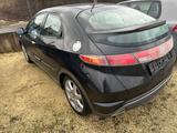 Honda Civic Lim. 5-trg. 1.8 Sport - Honda Civic aus 2006 mit Benzin-Antrieb