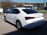 Skoda Octavia 1,5 TSI Selection ACC Winter Sicher Kam - Skoda Octavia Neuwagen in München