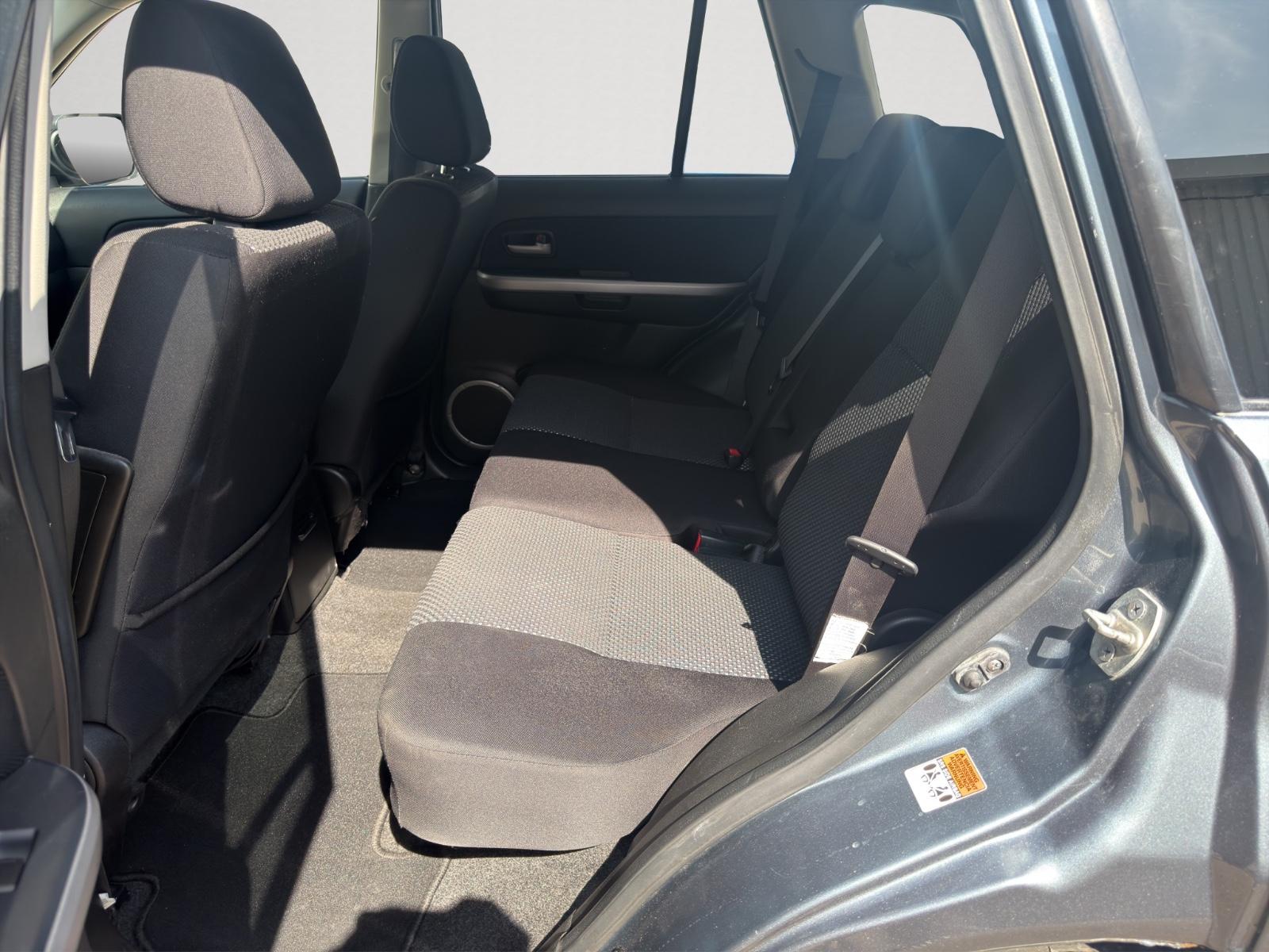 Suzuki Grand Vitara 2.0 140 ch Comfort+ • BVA • 4x4 • Toit ouvrant • Sièges chauffants