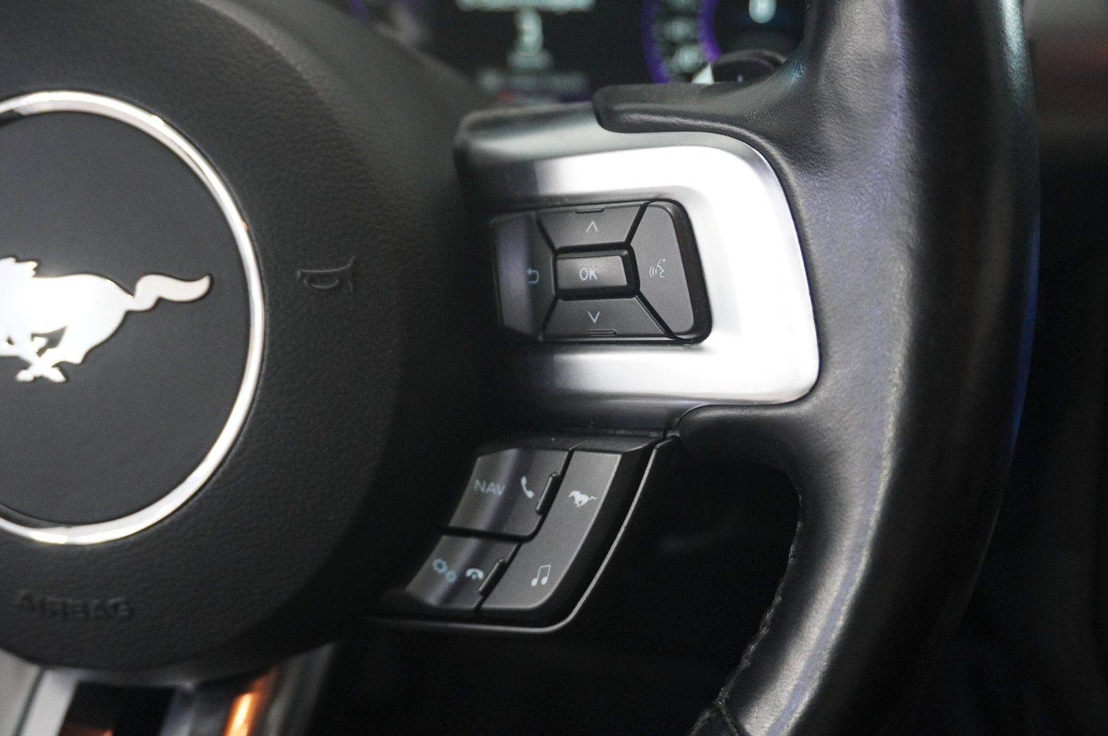 Fahrzeugabbildung Ford Mustang GT 5.0 TI-VCT (EU) NAVI/LED/KAMERA/B&O