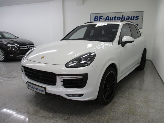 Porsche Cayenne GTS (441PS) Porsche-Garantie bis 03/2026