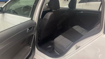 Volkswagen Golf - 7