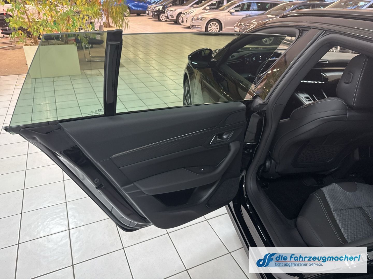 Fahrzeugabbildung Peugeot 508 SW Allure 1.5BlueHDi 130 EU6d Neuwertig