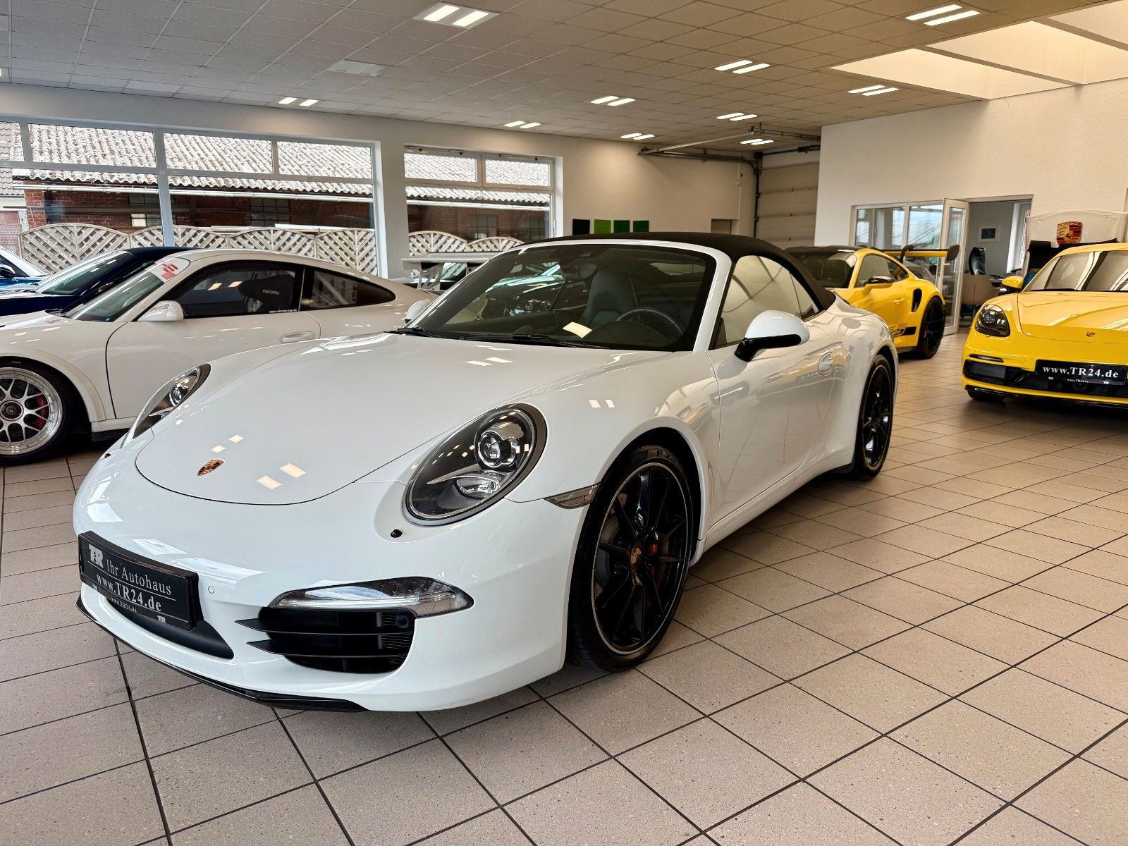 Fahrzeugabbildung Porsche 911 991 Carrera S Cabrio PDK Sportabgas/BOSE/50J