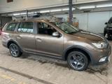 Dacia Logan MCV TCe 90 S/S Stepway Celebration - Dacia Logan: Celebration