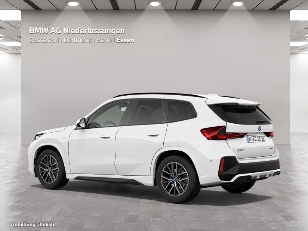 BMW iX1 xDrive30 M Sport Kamera Driv.Assist LED foto 7